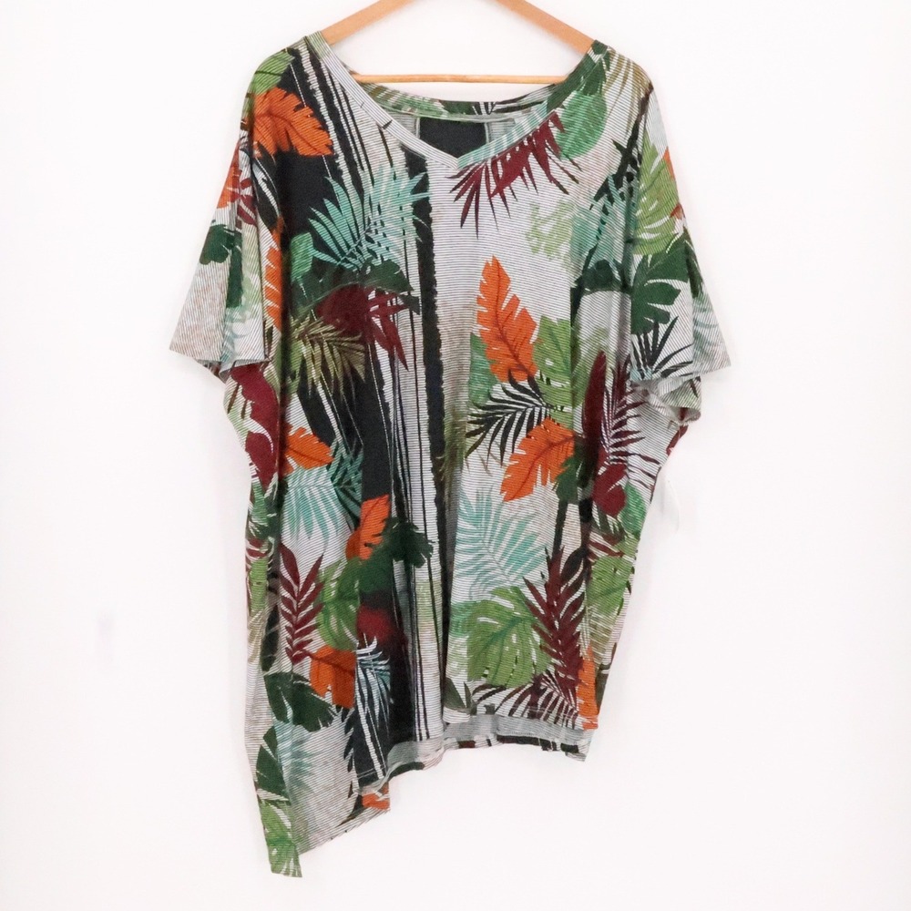 NWT Catherines Tropical‎ Leaf Tunic Top Asymmetrical Hem V Neck Plus Size 3X